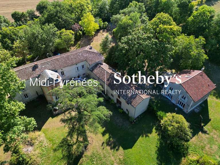 House Puylaurens - 4 bedrooms - 350m²