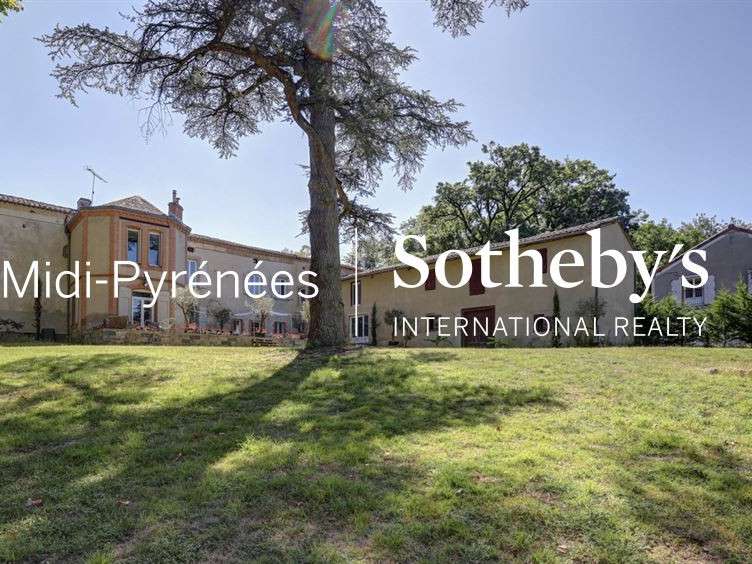House Puylaurens - 4 bedrooms - 350m²