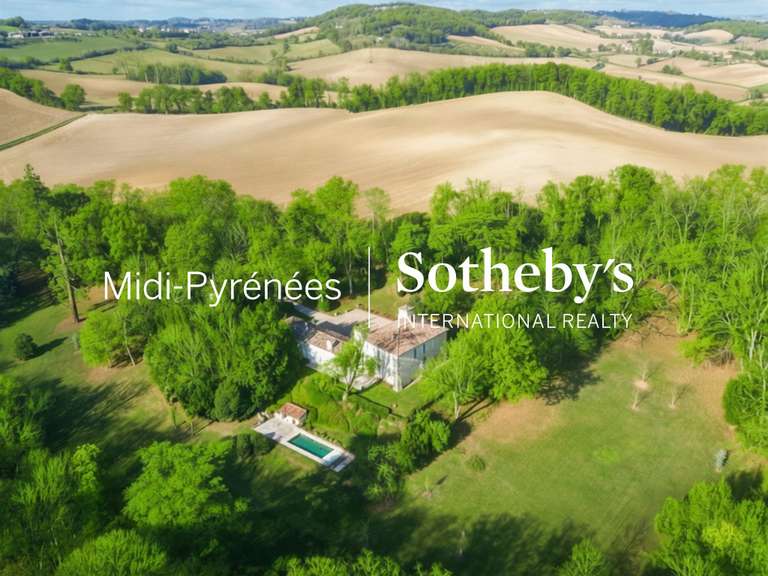 Maison Puylaurens - 7 chambres - 482m²