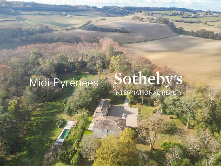 Maison Puylaurens - 7 chambres - 458m²