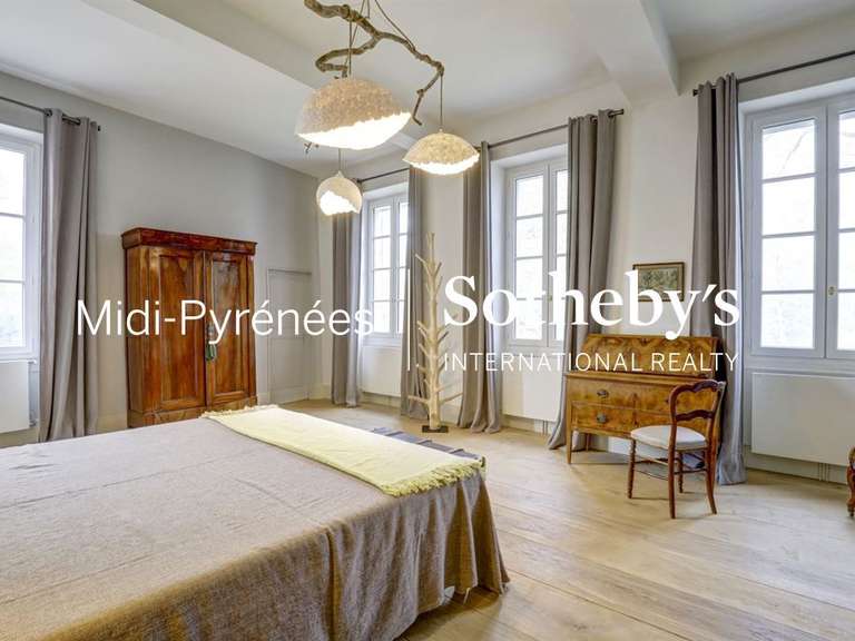 Maison Puylaurens - 7 chambres - 482m²