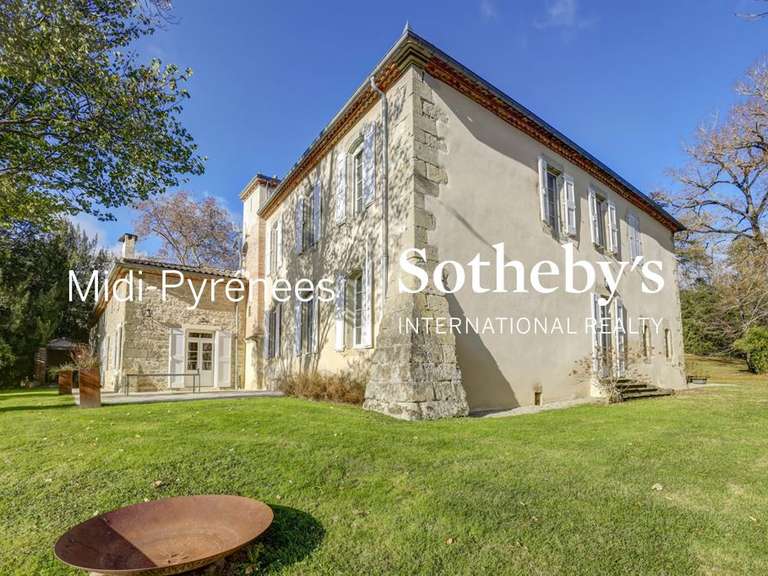 Maison Puylaurens - 7 chambres - 458m²