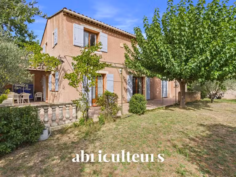 Maison Puyloubier - 4 chambres - 110m²