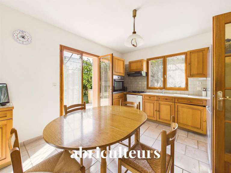Maison Puyloubier - 4 chambres - 110m²