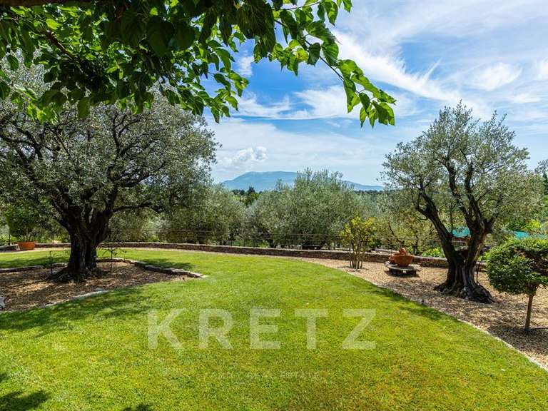 Maison Puyméras - 7 chambres - 274m²