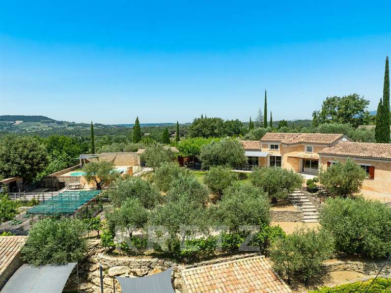 Maison Puyméras - 7 chambres - 274m²