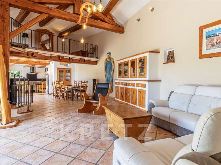 Maison Puyméras - 7 chambres - 274m²