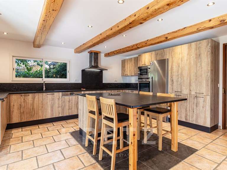 Maison Puyméras - 7 chambres - 274m²