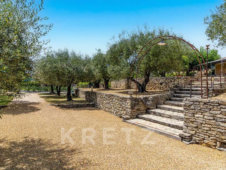 Maison Puyméras - 7 chambres - 274m²