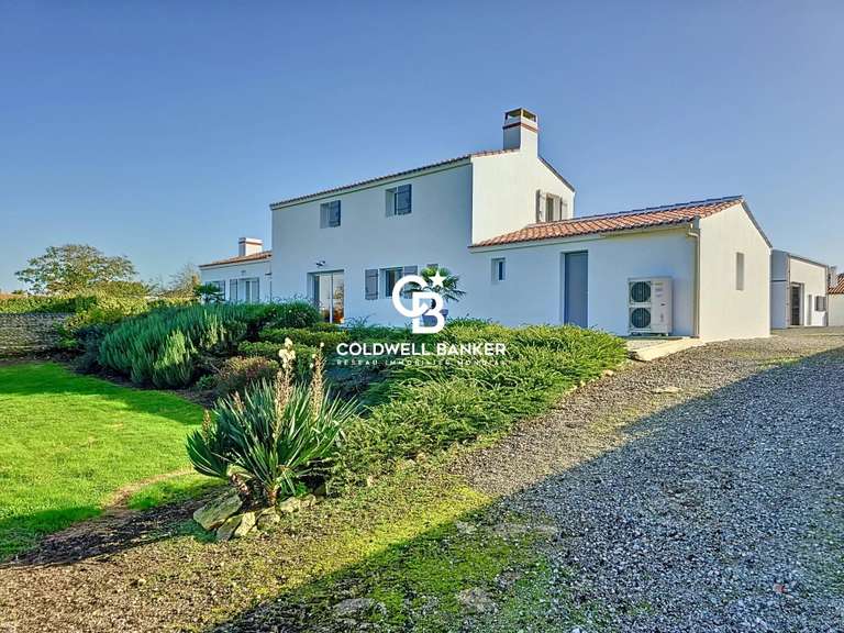 Maison Puyravault - 4 chambres - 183m²