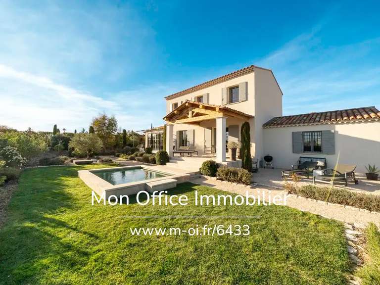 Propriété Puyvert - 5 chambres - 145m²