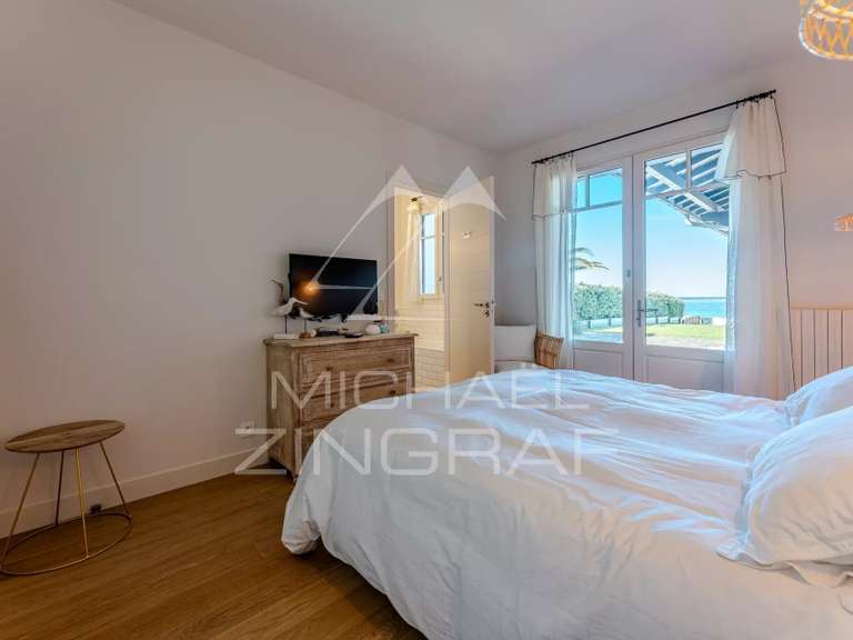 Maison Pyla-sur-mer - 5 chambres - 250m²