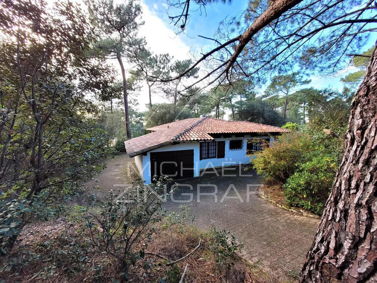 House pyla-sur-mer - 3 bedrooms - 1241m²