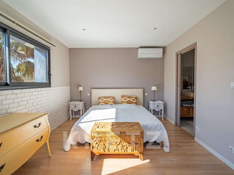 Maison Pyla-sur-mer - 5 chambres - 240m²