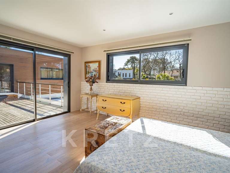 Maison Pyla-sur-mer - 5 chambres - 240m²