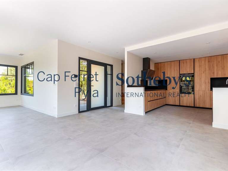 Maison Pyla-sur-mer - 7 chambres - 300m²