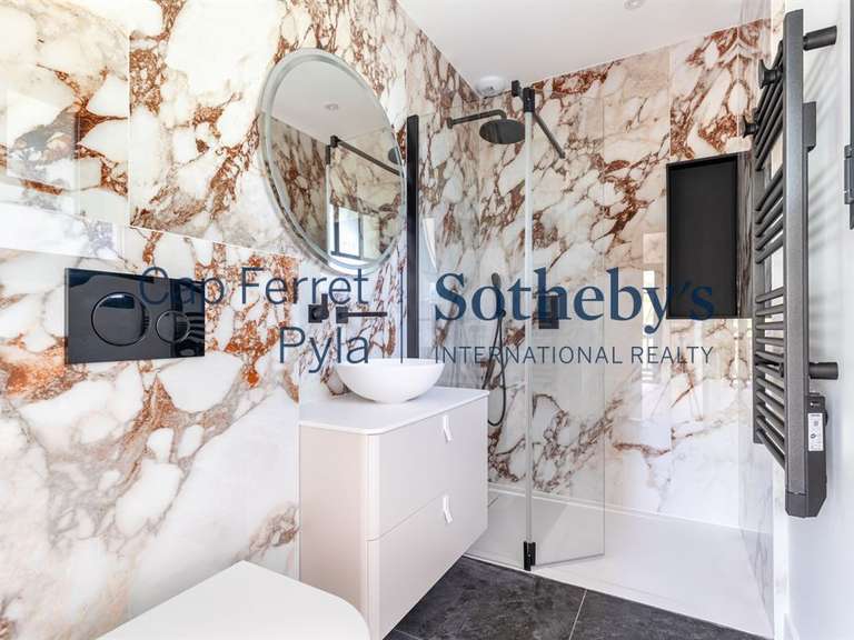 Maison Pyla-sur-mer - 7 chambres - 300m²