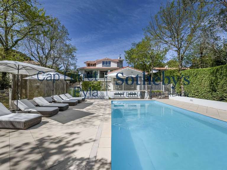 House pyla-sur-mer - 5 bedrooms - 248m²