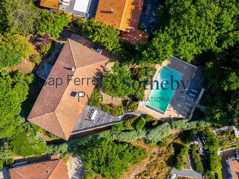 Maison Pyla-sur-mer - 7 chambres - 300m²