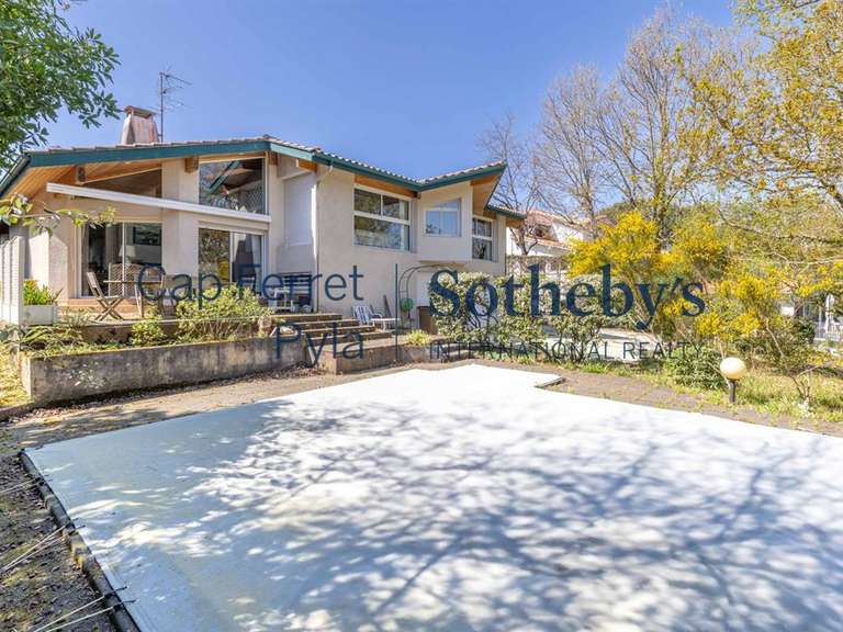 Maison Pyla-sur-mer - 3 chambres - 140m²