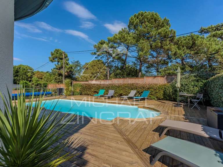 Maison Pyla-sur-mer - 5 chambres - 170m²