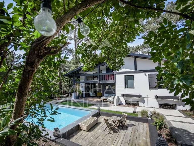 Maison Pyla-sur-mer - 3 chambres - 183m²