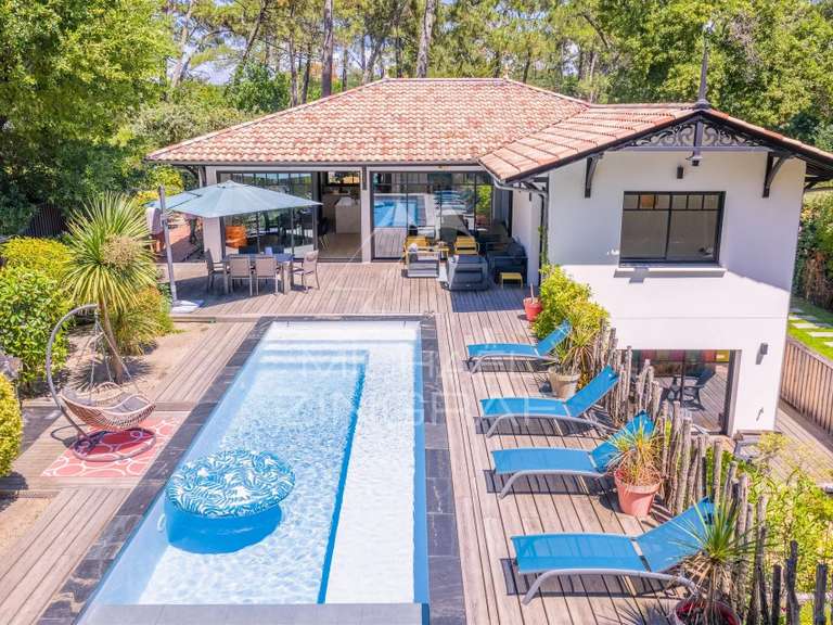 Maison Pyla-sur-mer - 4 chambres - 198m²