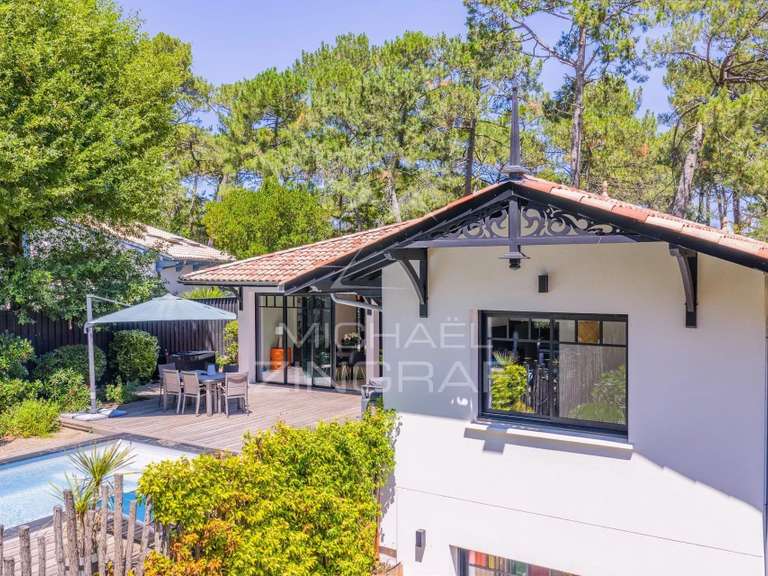 Maison Pyla-sur-mer - 4 chambres - 198m²