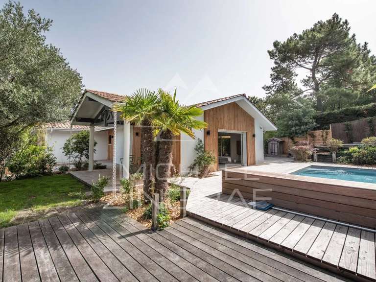 Maison Pyla-sur-mer - 5 chambres - 200m²