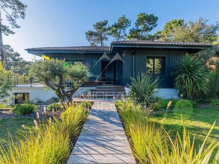 Maison Pyla-sur-mer - 4 chambres - 180m²