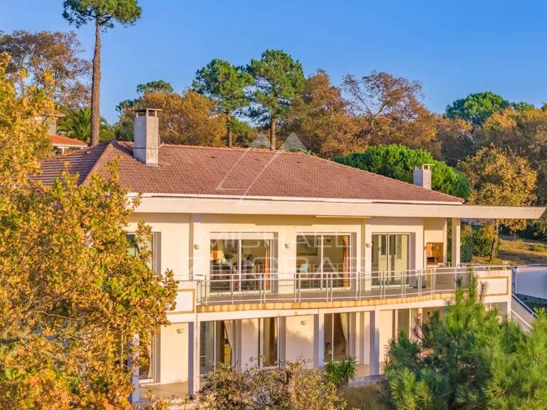 Maison Pyla-sur-mer - 5 chambres - 325m²