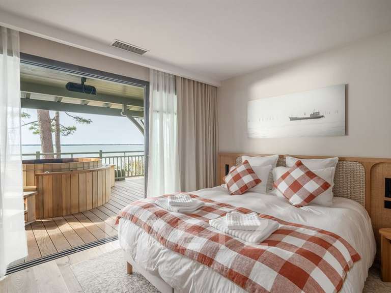 Maison Pyla-sur-mer - 8 chambres - 406m²