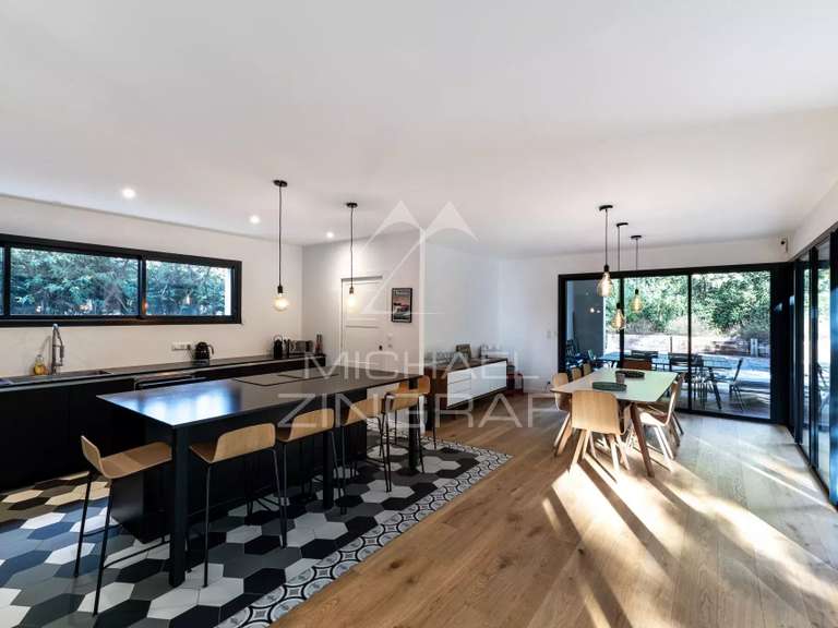 Maison Pyla-sur-mer - 6 chambres - 215m²