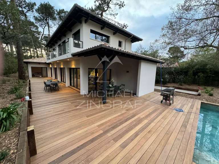 Maison Pyla-sur-mer - 6 chambres - 215m²