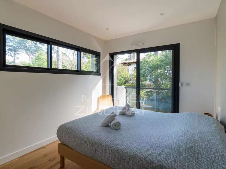 Maison Pyla-sur-mer - 6 chambres - 215m²