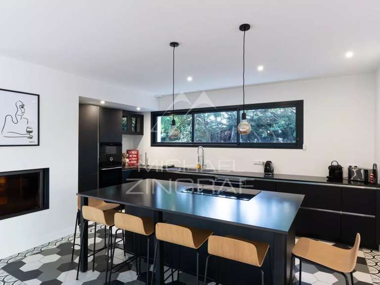 Maison Pyla-sur-mer - 6 chambres - 215m²