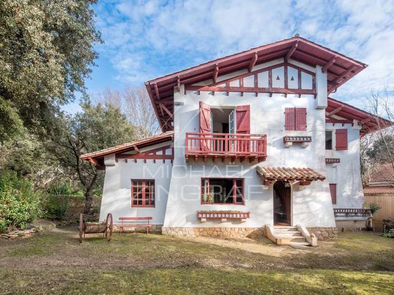 Maison Pyla-sur-mer - 7 chambres - 215m²