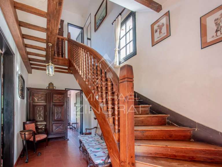 Maison Pyla-sur-mer - 7 chambres - 215m²