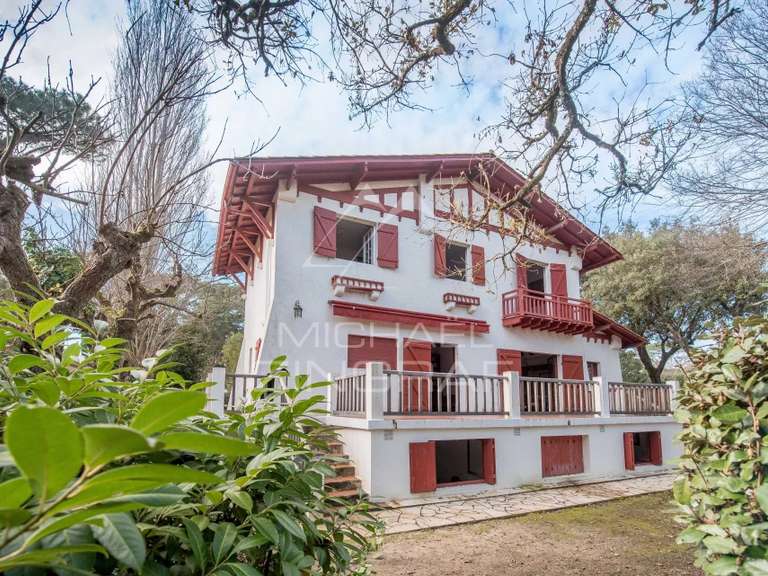 Maison Pyla-sur-mer - 7 chambres - 215m²