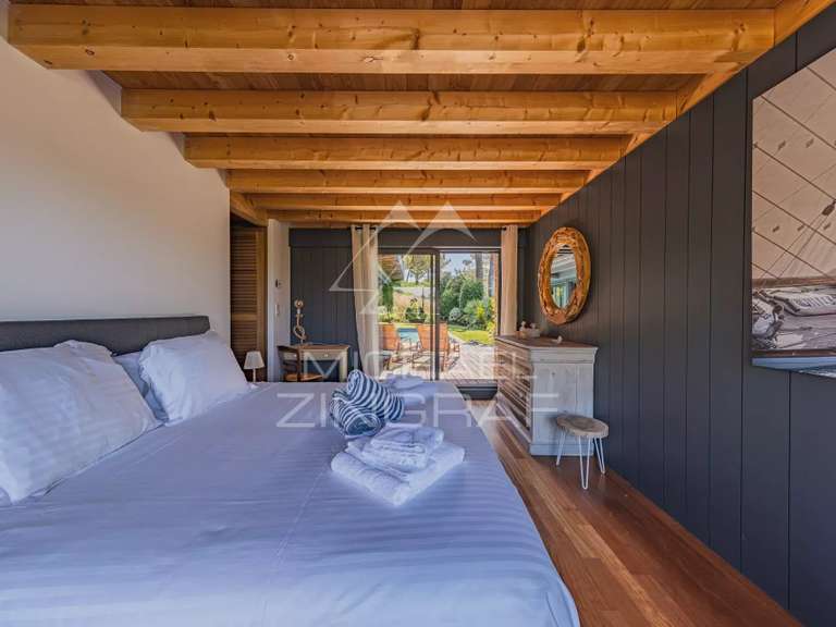 Maison Pyla-sur-mer - 5 chambres - 240m²