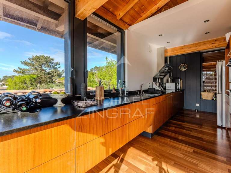 Maison Pyla-sur-mer - 5 chambres - 240m²