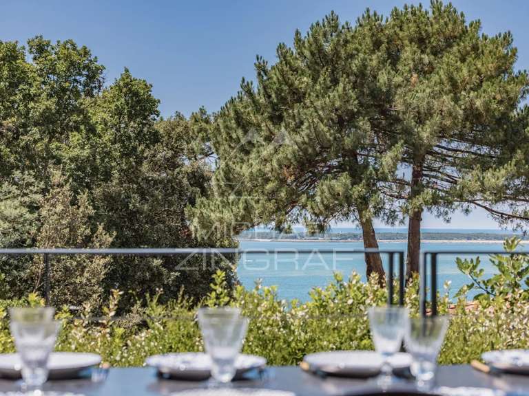 Maison Pyla-sur-mer - 5 chambres - 240m²