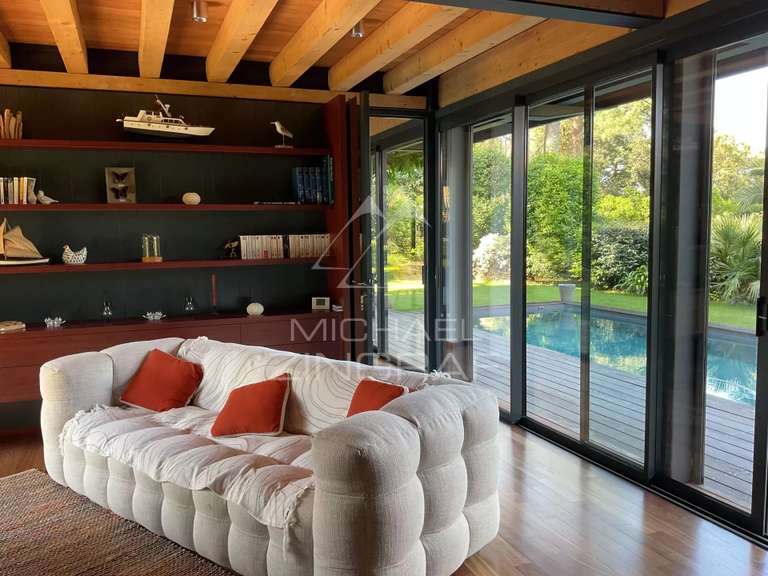 Maison Pyla-sur-mer - 5 chambres - 240m²