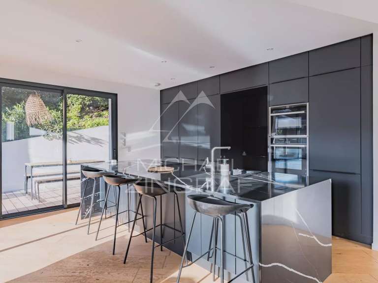 Maison Pyla-sur-mer - 4 chambres - 226m²