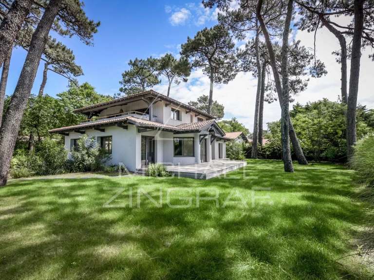 Maison Pyla-sur-mer - 5 chambres - 350m²