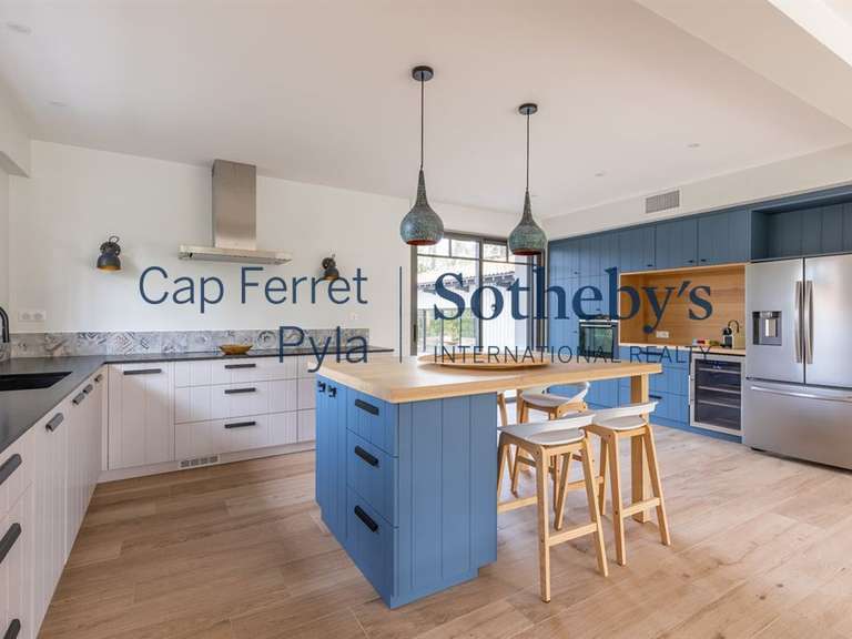 Maison Pyla-sur-mer - 5 chambres - 350m²