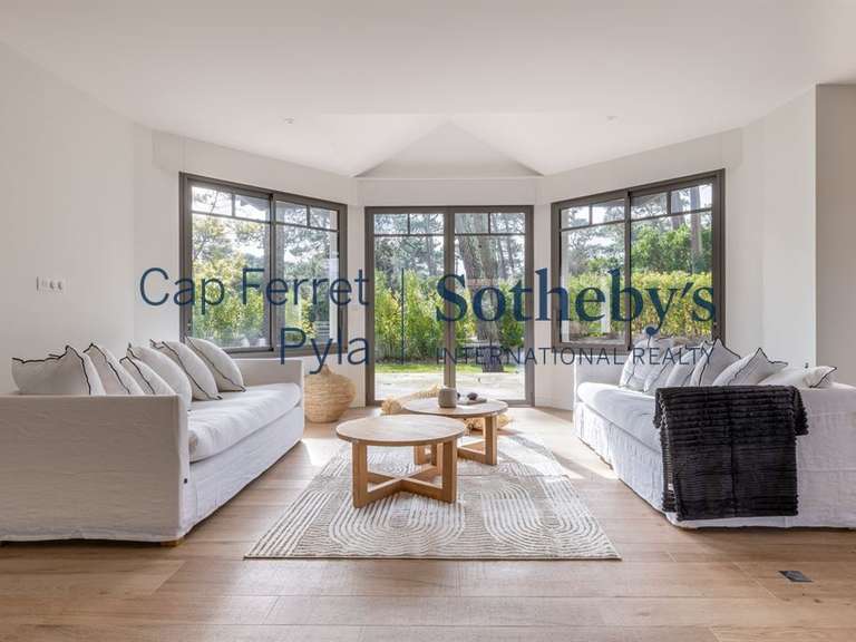 Maison Pyla-sur-mer - 5 chambres - 350m²