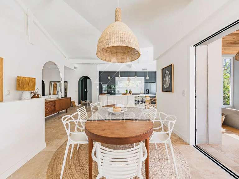 Maison Pyla-sur-mer - 4 chambres - 236m²