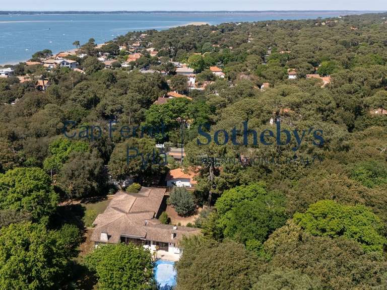 Maison Pyla-sur-mer - 5 chambres - 300m²