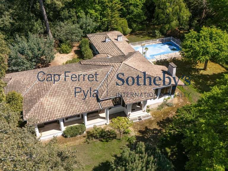 Maison Pyla-sur-mer - 5 chambres - 300m²